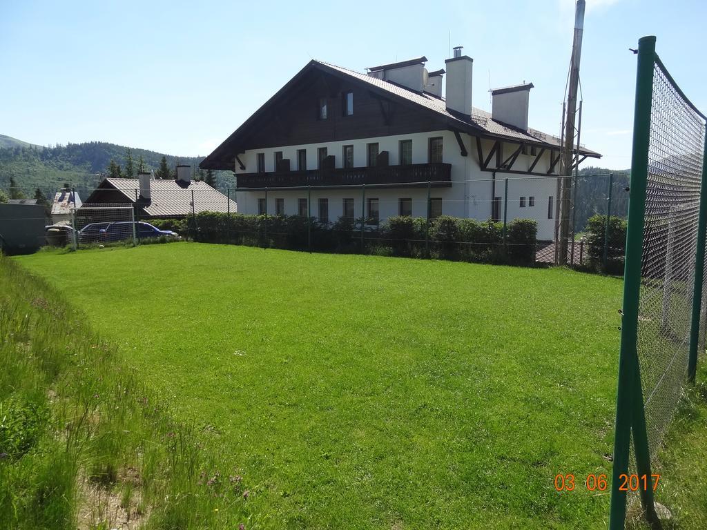 Alpenhof Pansion Slavske Exterior foto